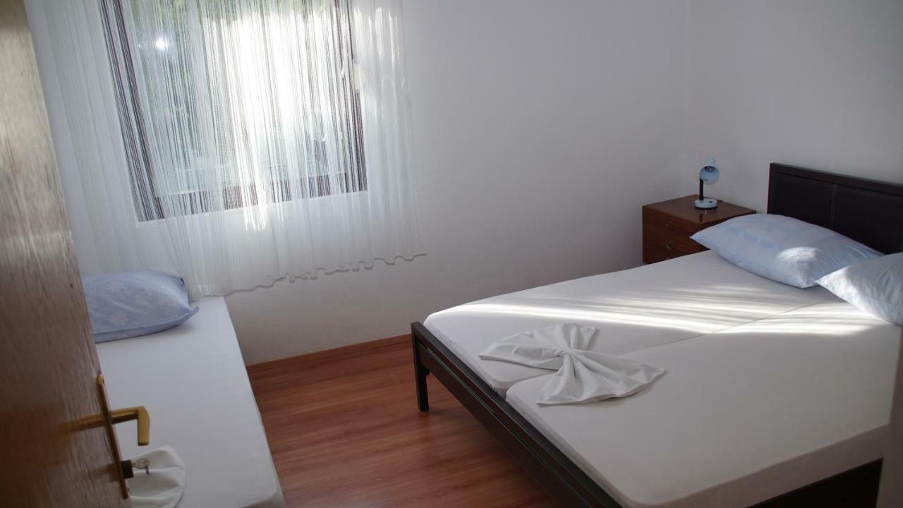 Apartmani Sipic , Bilo - Примоштен Экстерьер фото