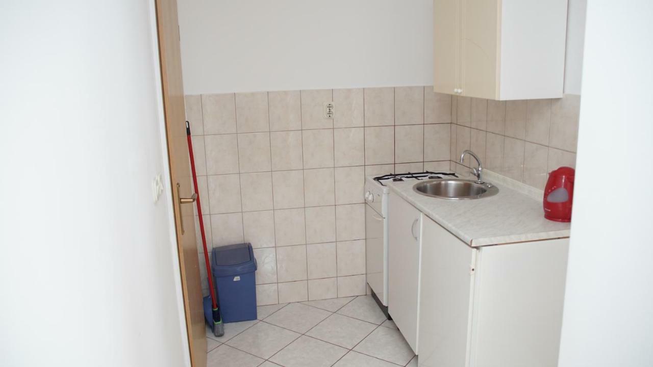 Apartmani Sipic , Bilo - Примоштен Экстерьер фото