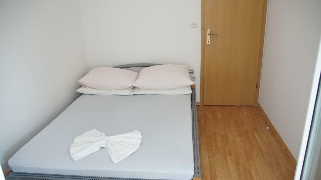 Apartmani Sipic , Bilo - Примоштен Экстерьер фото